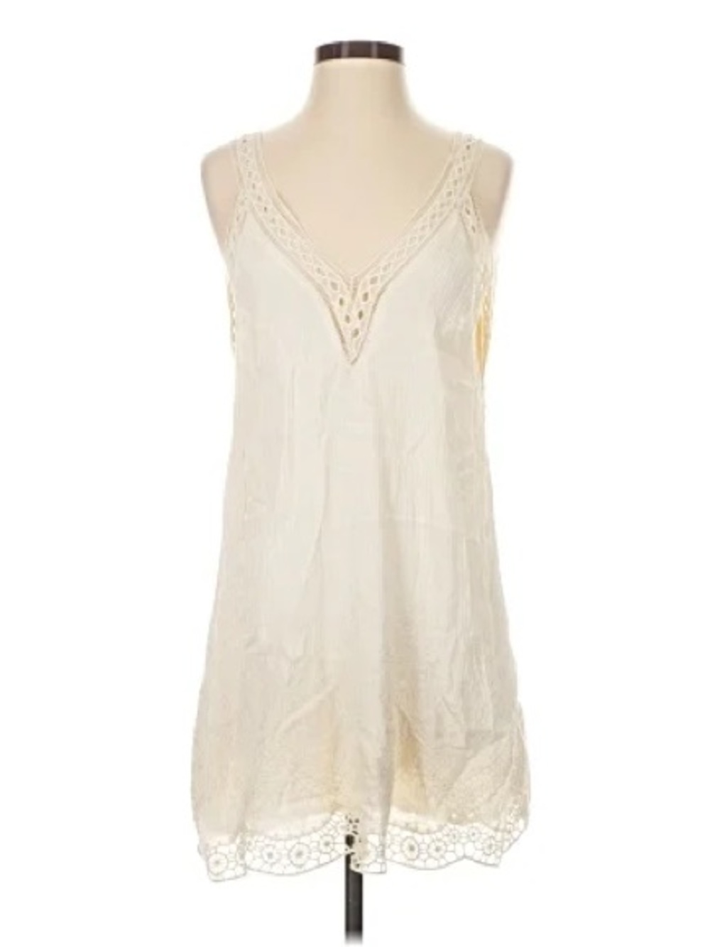 ASTR Ivory Lace Shift Dress